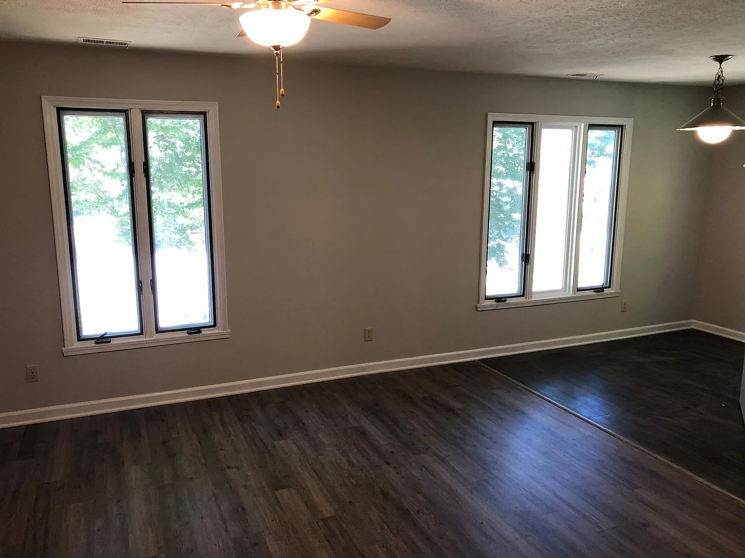 2 bed, 900 sqft, $1,250 — Photo 4