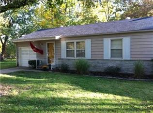2433 NE 47th St, Kansas City, MO 64116
