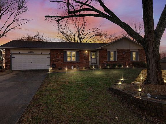 2nd image of 2240 W Alta Street