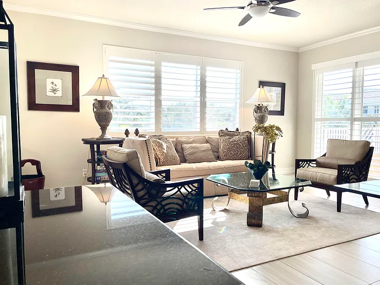 431 Bay Colony Dr N — Photo 6