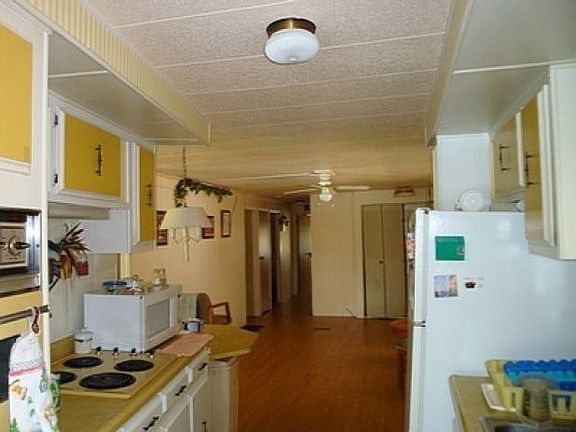 4th image of 891 Mango Dr