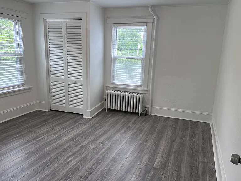215 Lexington Ave #2A — Photo 5