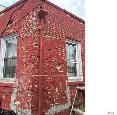 2nd image of 2510 Hone Ave