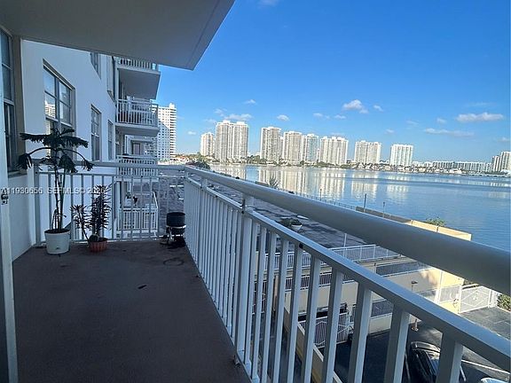 4th image of 251 174th St APT 418