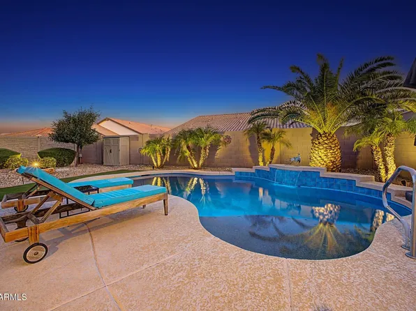 16385 W SOFT WIND Drive, Surprise, AZ 85387