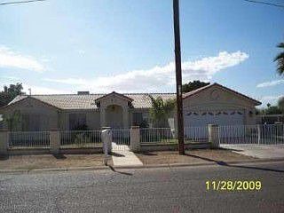 2nd image of 1137 W Tamarisk St