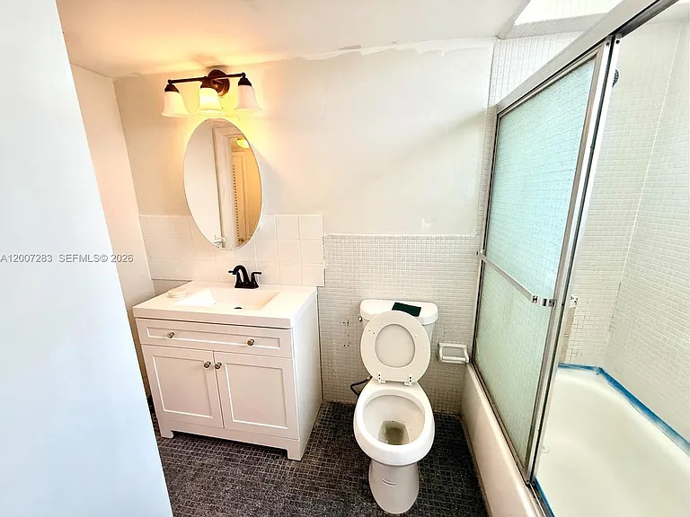 1591 NE Miami Gardens Dr #205 — Photo 27