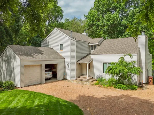 5569 N Sullivan Ave, Wichita, KS 67204