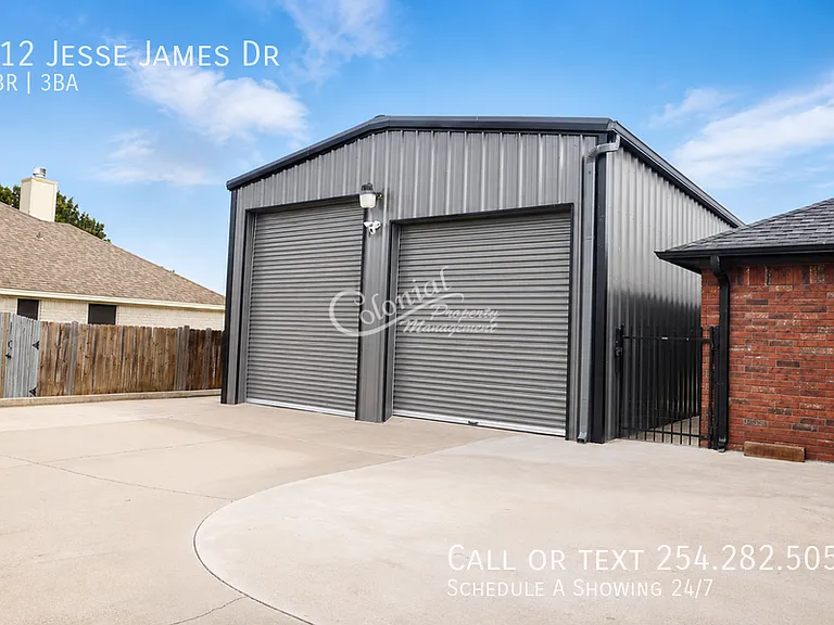 112 Jesse James Dr — Photo 4