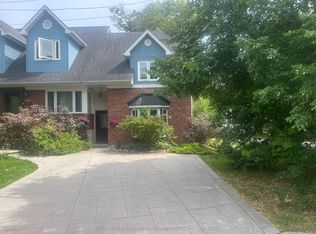 103 Stuart Ave #A, Toronto, ON M2N 1B5
