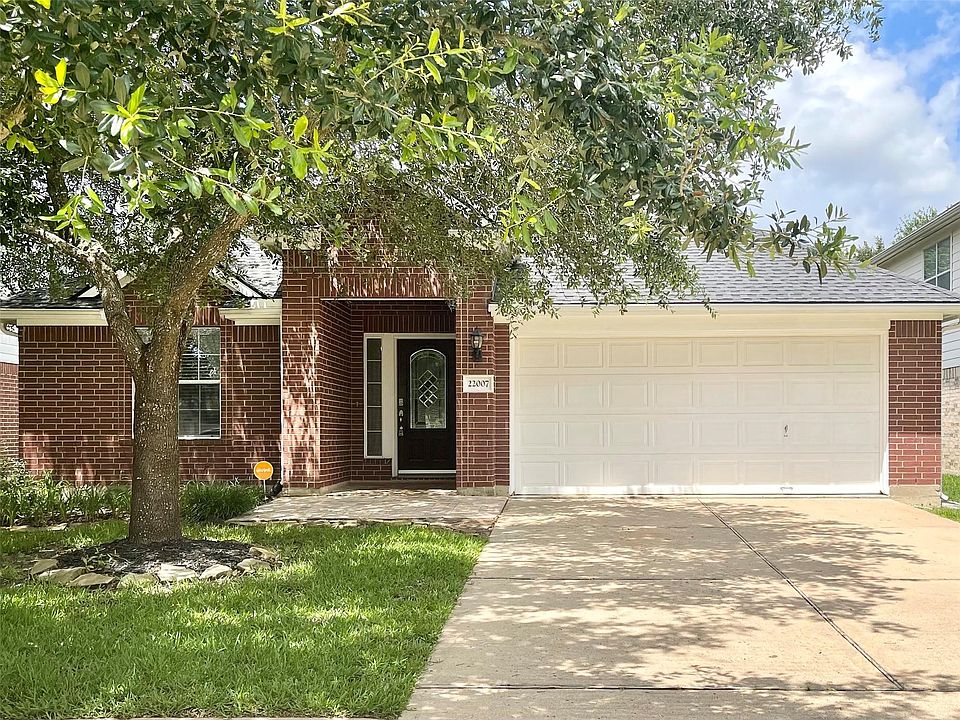 1st image of 22007 Bronze Leaf Dr