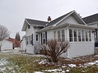 212 W McArthur St, Corunna, MI