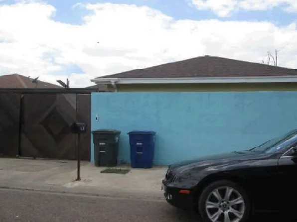 4304 Convent Ave, Laredo, TX 78041