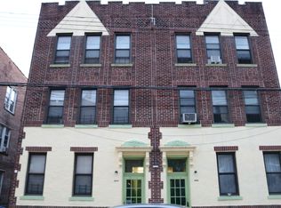 15606 43rd Ave, Flushing, NY 11355