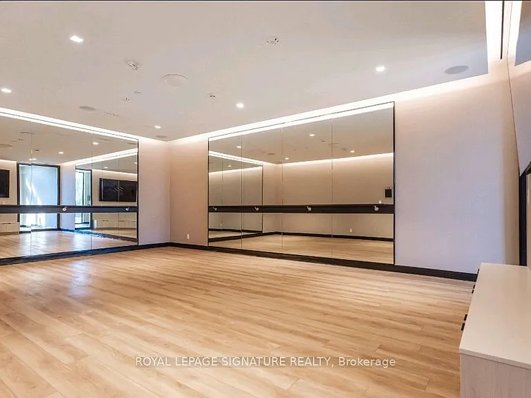 2020 Bathurst St #210 — Photo 21