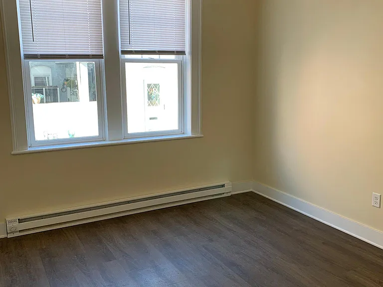 107 Polk St #2 — Photo 6