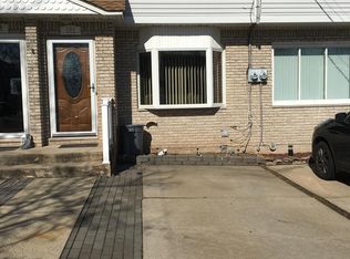 747 Barlow Ave, Staten Island, NY 10312
