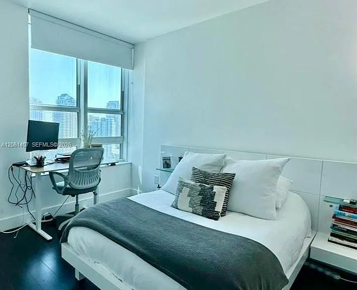 950 Brickell Bay Dr #2406 — Photo 9