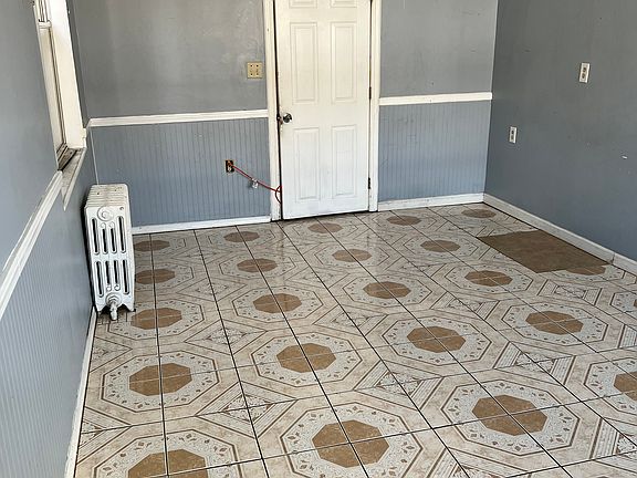 5th image of 4307 Cottman Ave #1
