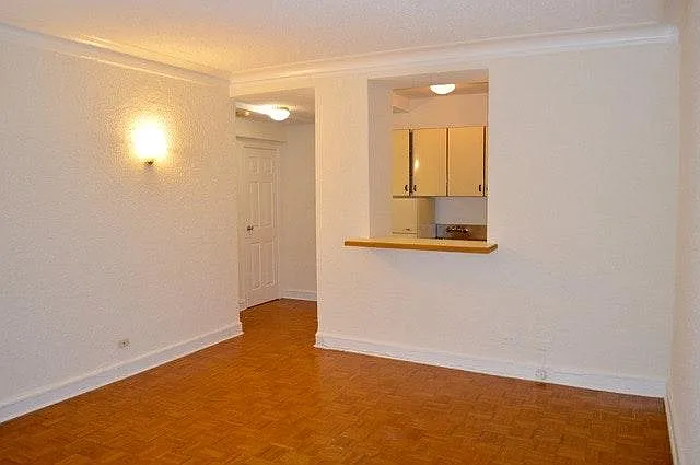 1 bed, 4027 sqft, $1,450 — Photo 4