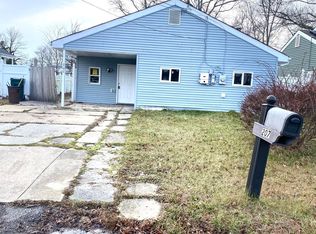 207 Falcon Dr, Little Egg Harbor, NJ 08087