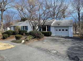 9 Clark Rd, Peabody, MA 01960