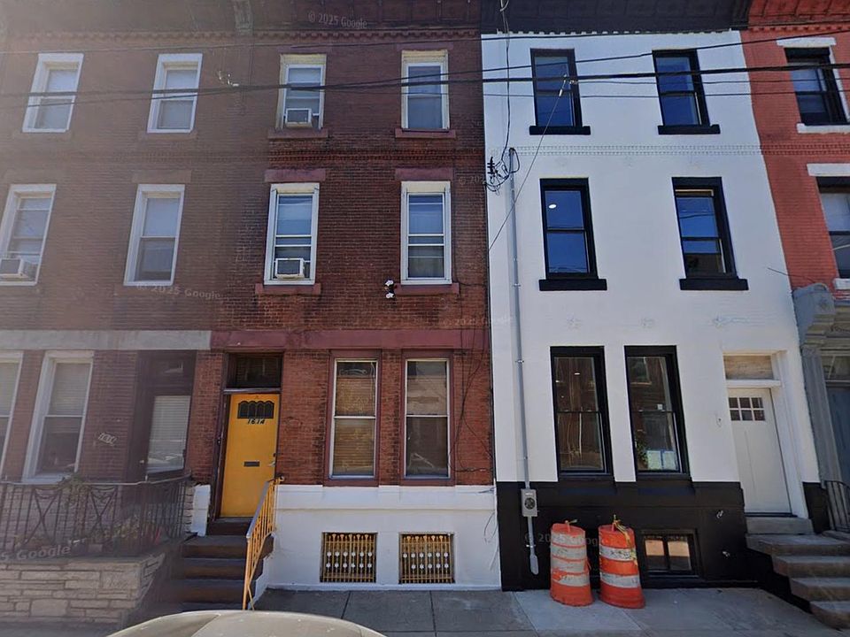1st image of 1614 S 15th St