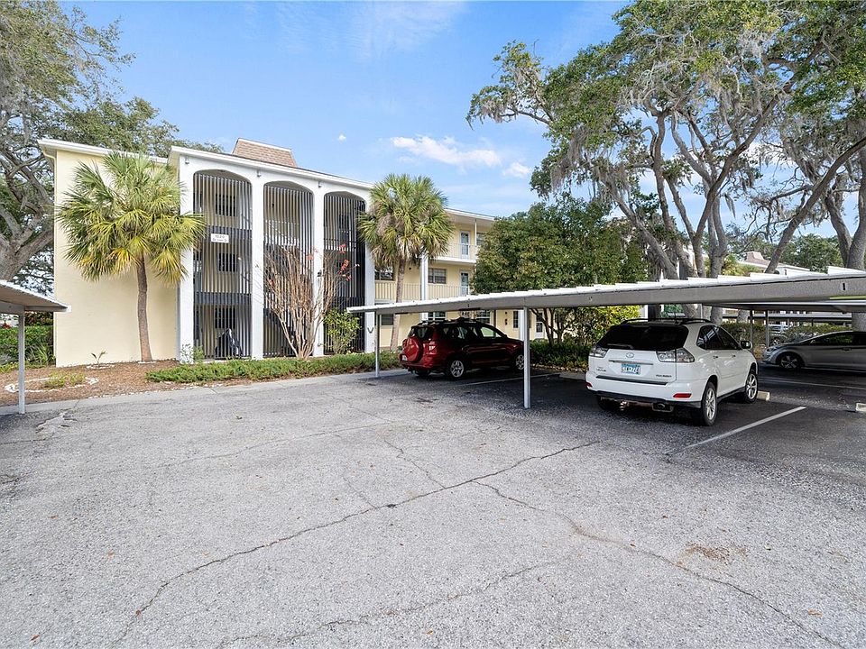 1st image of 1020 De Leon Dr #201