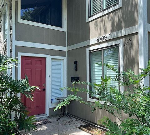 2nd image of 8700 Como Lake Dr