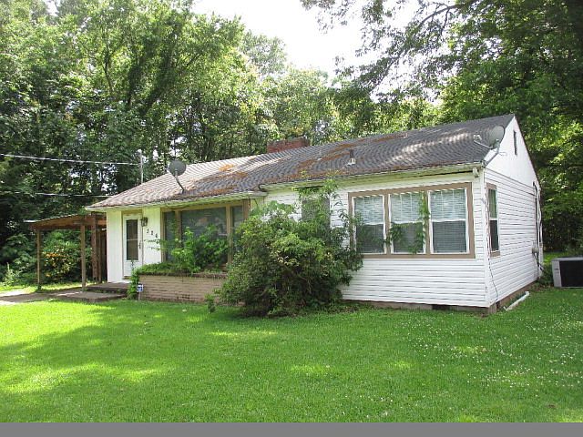 1st image of 326 Lake Hill Dr
