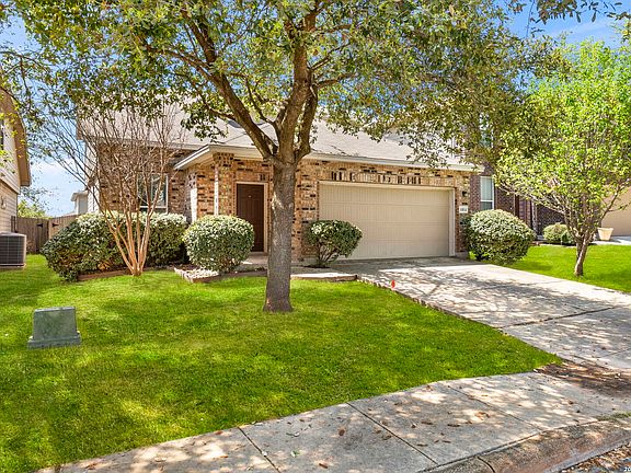 2nd image of 10814 MUSTANG OAK DR
