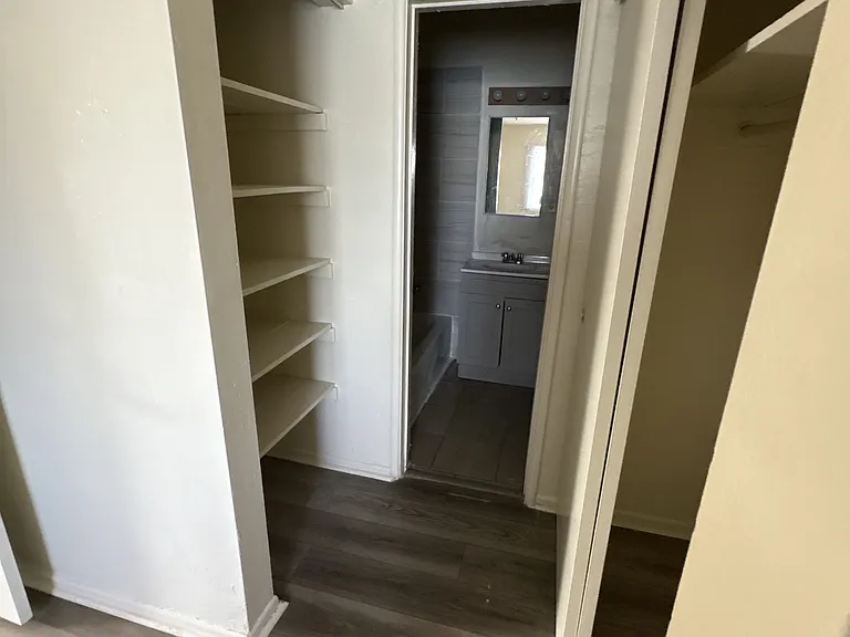 735 N Arrowhead Ave #2 — Photo 7