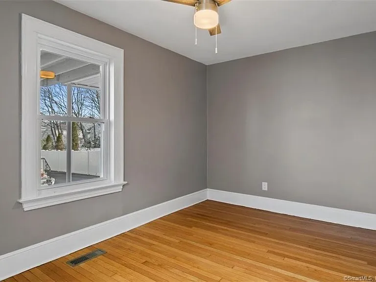 223 Townsend Ave #1 — Photo 25
