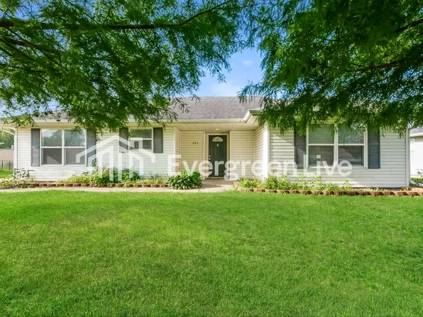 203 E Broadway St, Grain Valley, MO 64029