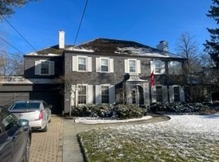 225 Ridge Ave, Winnetka, IL 60093