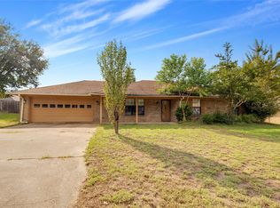 1609 Robin St, Mineola, TX 75773