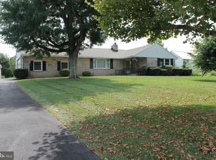 2221 N Main Kumry Rd, Trumbauersville, PA 18970