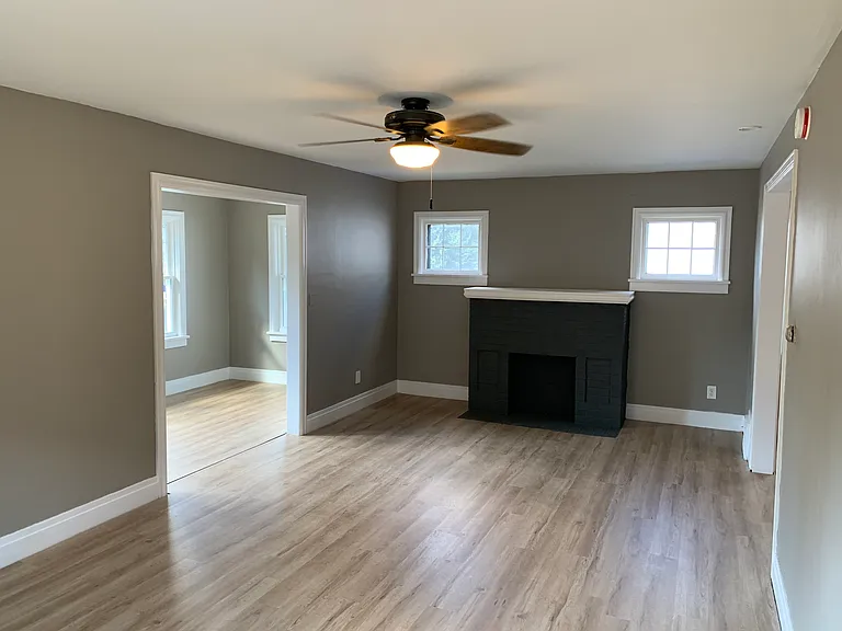 53 Kirkwood Dr #1 — Photo 4