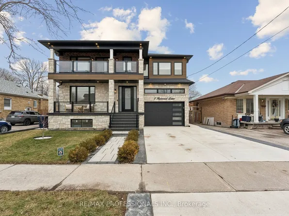 7 Ranwood Dr, Toronto, ON M9N 3E8