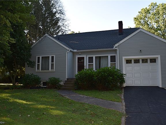 2nd image of 1194 Midland Ave