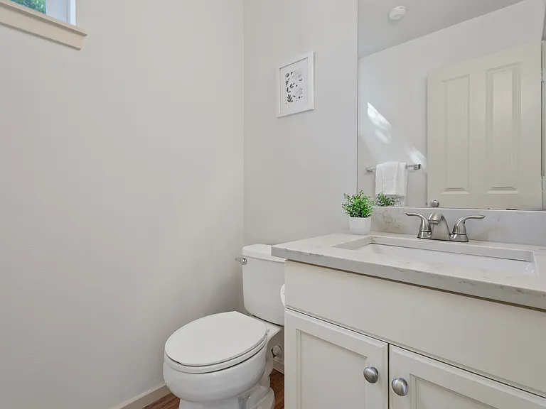 16147 NE 90th Way — Photo 7