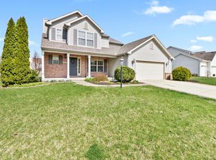 2512 Crystal Tree Dr, Champaign, IL 61822