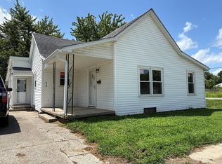 513 N Main St, Fort Branch, IN 47648