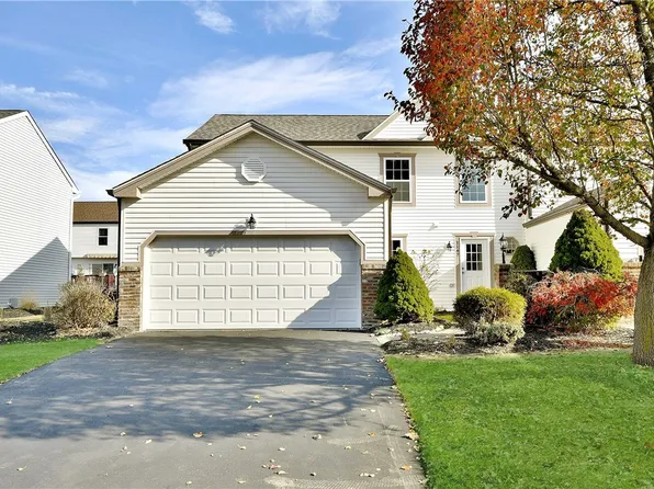 1147 Old Farm Rd, Lawrence, PA 15055