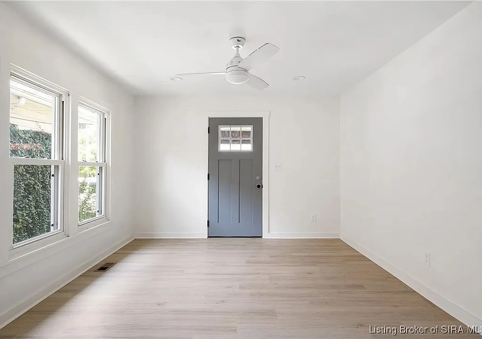 4 bedroom House in New Albany — Photo 4