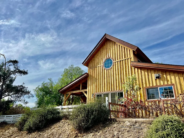 973 College Canyon Rd — Photo 2