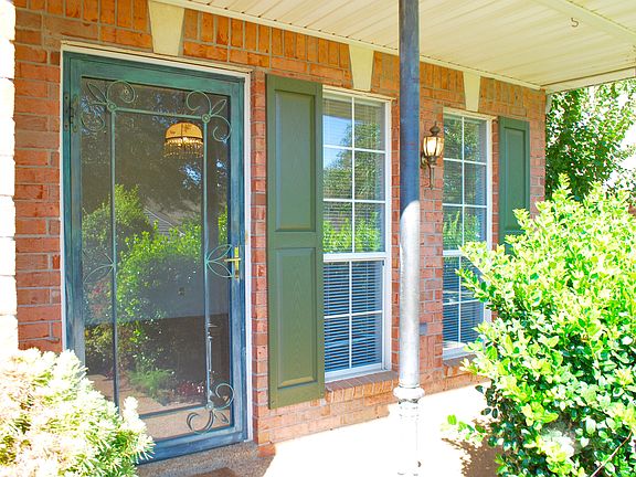 3rd image of 8162 Timber Knoll Ln