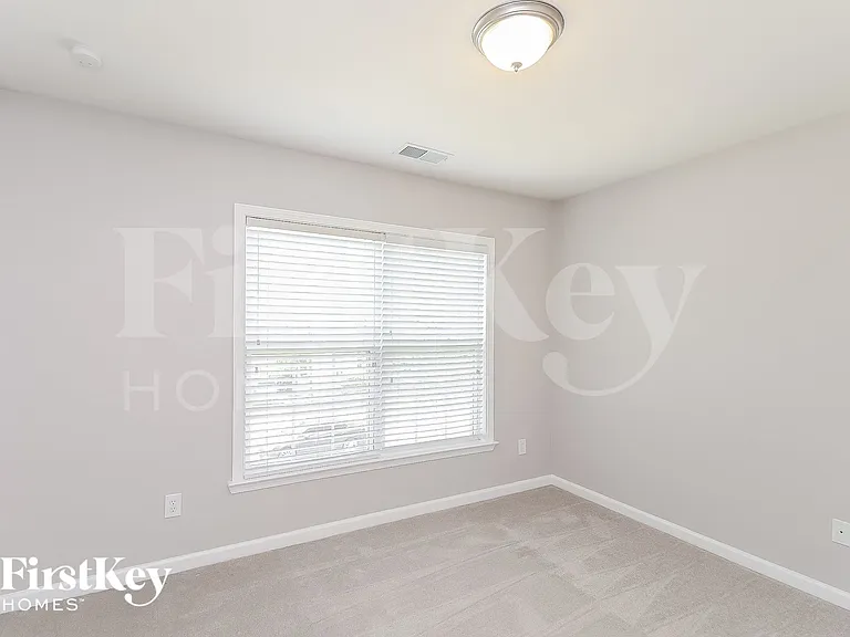 943 Mill Creek Ave — Photo 12