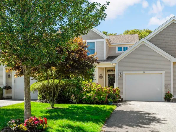 23 Sea Spray Avenue, Mashpee, MA 02649
