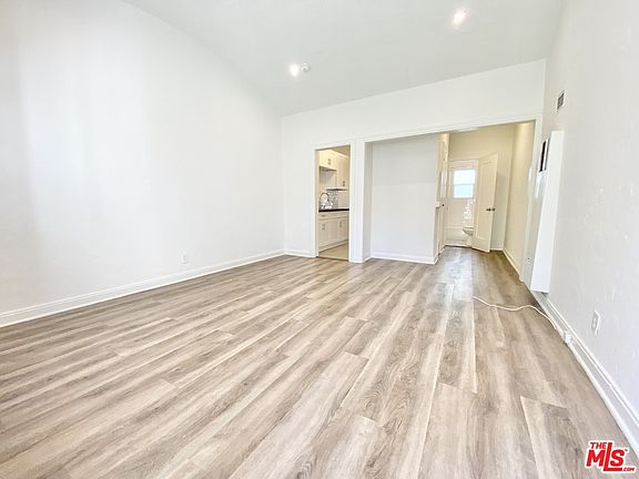 2nd image of 840 N Alta Vista Blvd #A